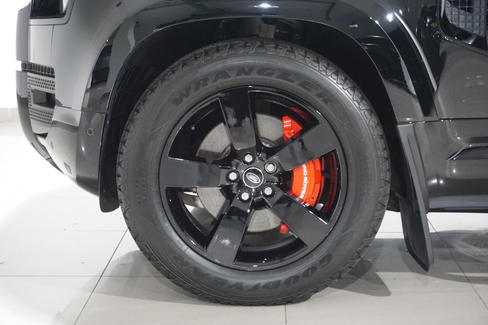 Land Rover Defender 110 3.0 D350 MHEV X-Dynamic SE SUV 5dr Diesel Auto 4WD Euro 6 (s/s) (350 ps)